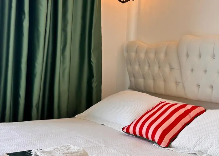 מלון Sato Design (adults Only) 2*