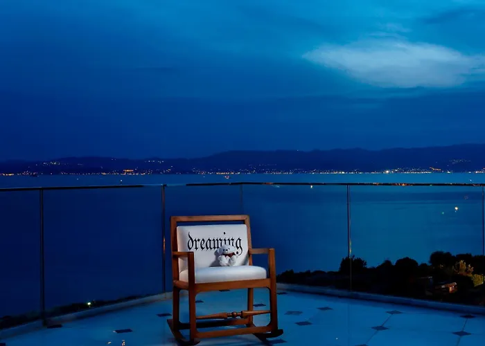 Sato Design (adults Only) מלון Çeşme